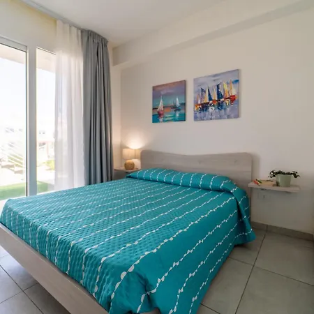 Guesthost - Borgo 84 - Casa Pachino