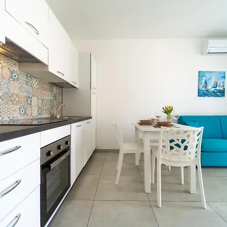 Guesthost - Borgo 84 - Casa Pachino Marzamemi