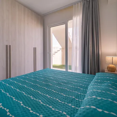 Guesthost - Borgo 84 - Casa Pachino