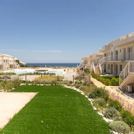 Guesthost - Borgo 84 - Casa Pachino Apartamento